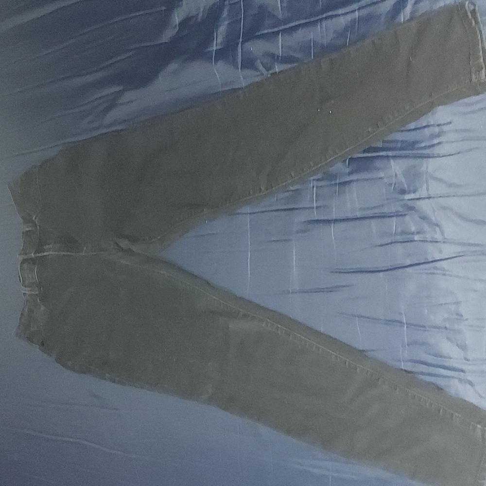 Black skinny jeans